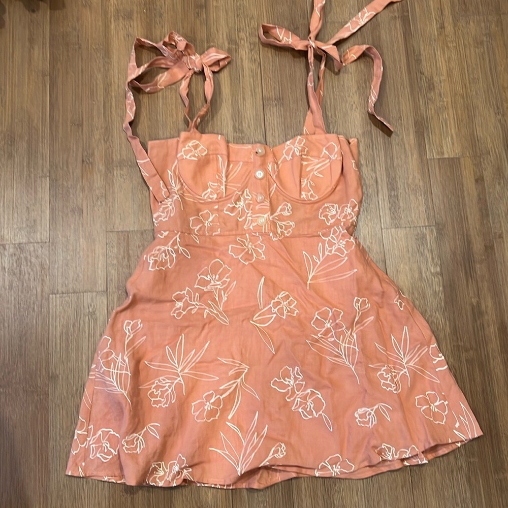 Capulet Boutique linen floral dress